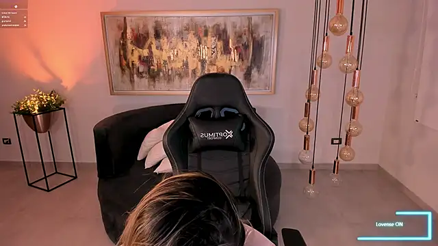 Онлайн чат XXX KylaMorrison