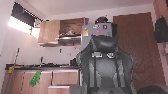 Chat XXX en directo de Cutie_Shy_