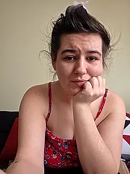 Ashlovescannabis: онлайн-секс-чат