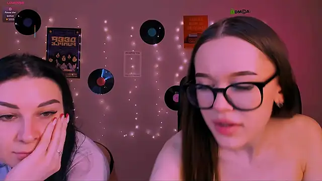 Chat XXX ao vivo de nila_eclipse