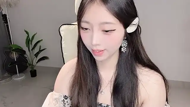 Yukiy8877 现场XXX聊天