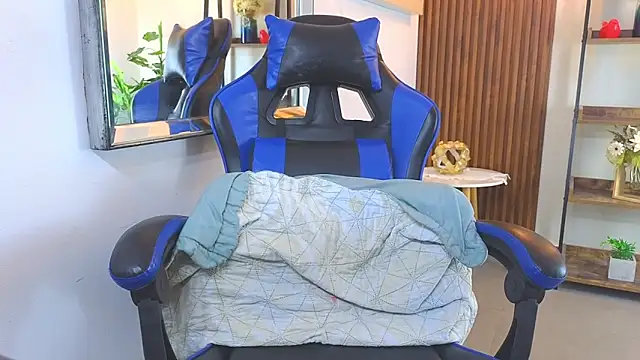 Kenya--Buhlen Live XXX chat