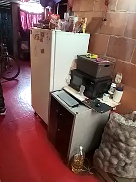 isis_milove's Live XXX Chat