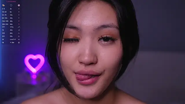 FancyEsten 现场XXX聊天