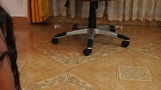 Chloe_Harriss Live XXX-chat