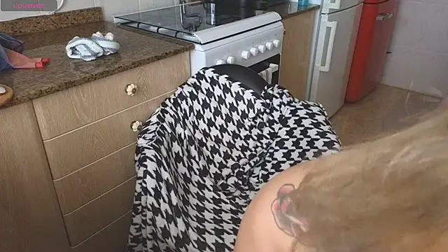 Czat XXX na żywo – Lunamix