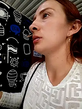 แชท XXX สดของ Samyra_Biker12