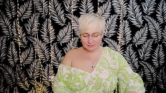 Olivia_playful – Live XXX-chat