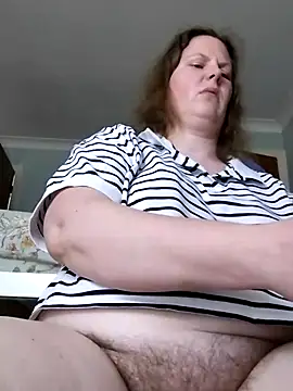 xxSexyBushLinnxx Adlı Modelin Canlı XXX Sohbeti