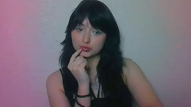 Chatroom XXX en direct de Katarina_Fox_