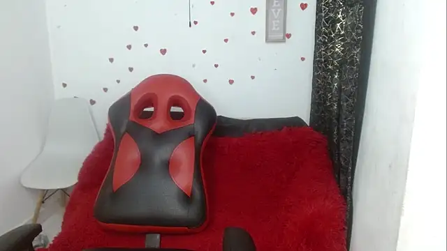 Вебкам-шоу sven_fox723