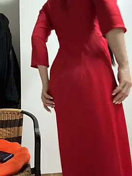 ______Cherry_____ Adlı Modelin Canlı XXX Sohbeti