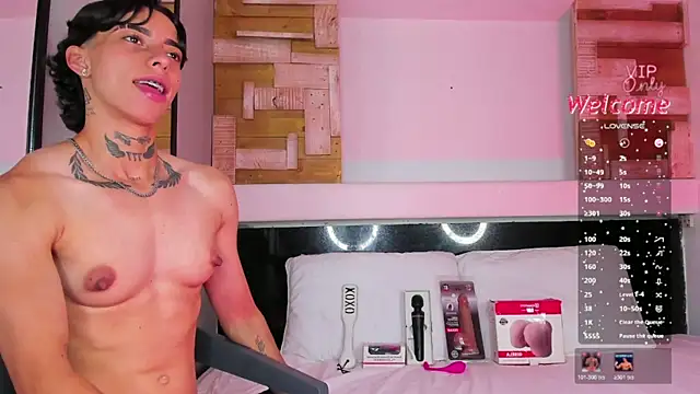 AmberAdams_のライブXXXチャット