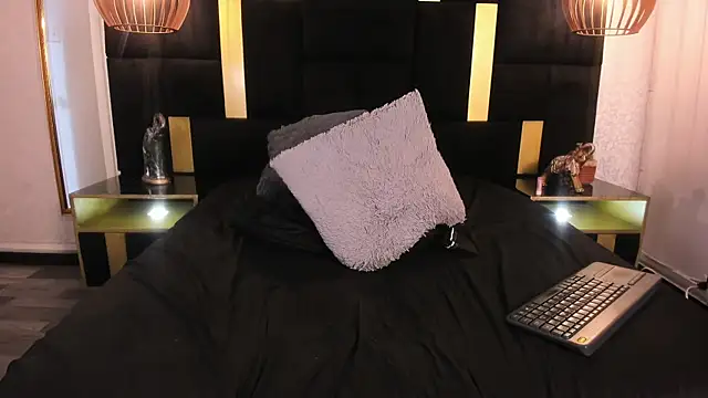 Živý XXX chat Lucio__Fox