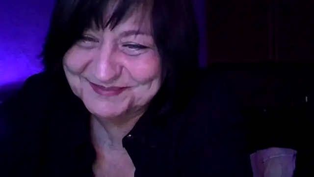 Show modela bagiraa_a na web-kameri