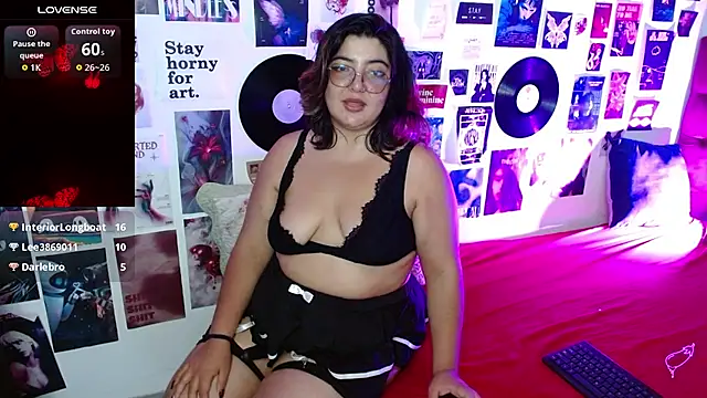 Roxy_f_w's Live XXX Chat