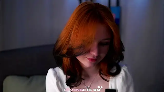 TemikaAltvater Adlı Modelin Canlı XXX Sohbeti