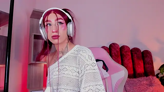 Eli-Bluee Adlı Modelin Canlı XXX Sohbeti