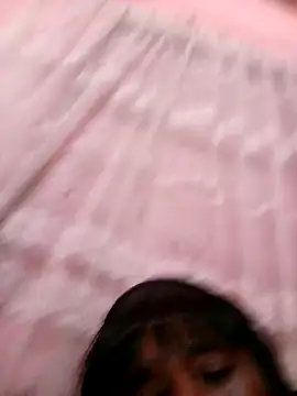 Hellentrans24 即時 XXX 聊天