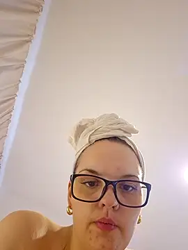 Chat +18 de JUJUICY- ao vivo