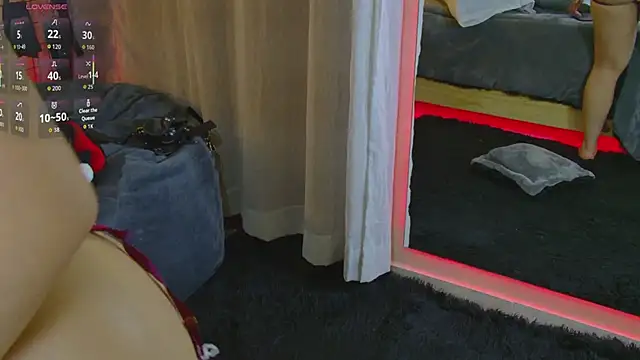 emma_morales_ live XXX chat