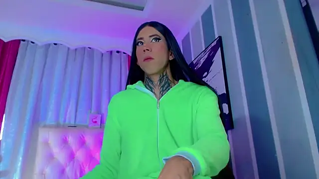 Chat +18 de Julia_Bulette1 ao vivo