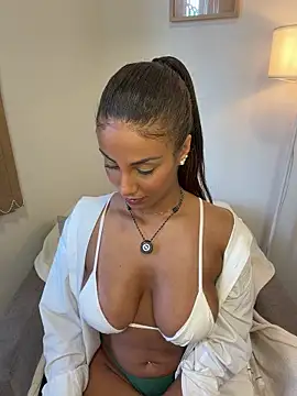 Brownfitbabyy Chat XXX live