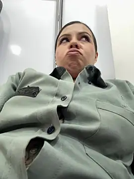 Ariana-07 Live XXX Chat