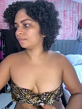 Tana_latin1- 라이브 XXX 채팅