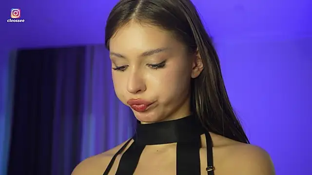 Živý XXX chat Cleose