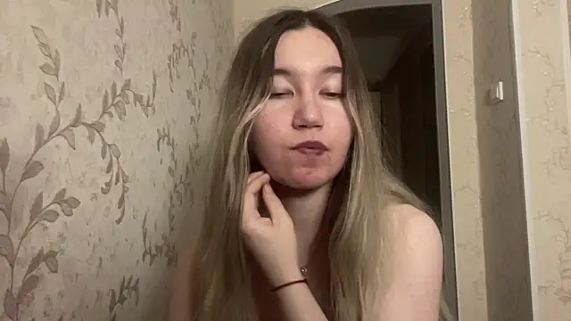 IreneOrbison live XXX chat