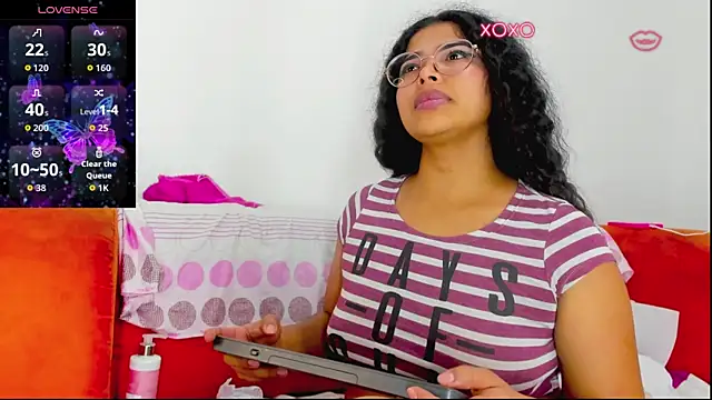 Živý XXX chat moana_taylor