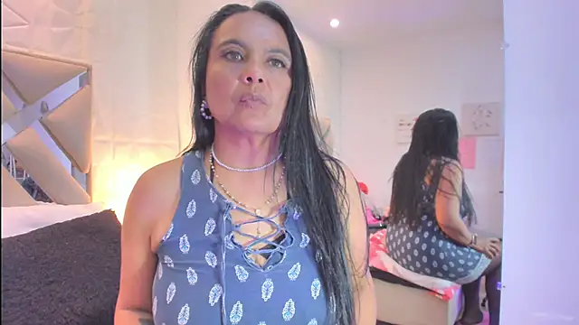 Chat XXX en directo de raquell_moore