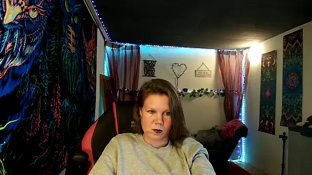 Chat +18 de CallMeMaria ao vivo