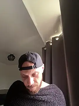 MattMiller28 – webcam-show