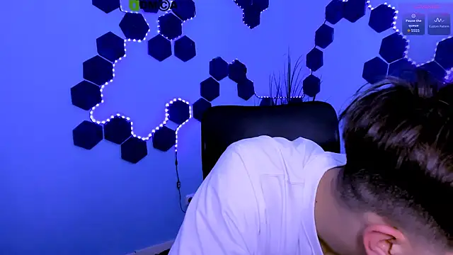 Chat XXX Live travis_wolf_