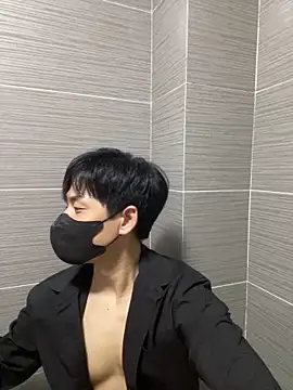 kimze7: απευθείας συνομιλία ΧΧΧ