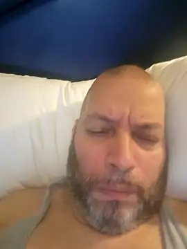 Just2much: απευθείας συνομιλία ΧΧΧ