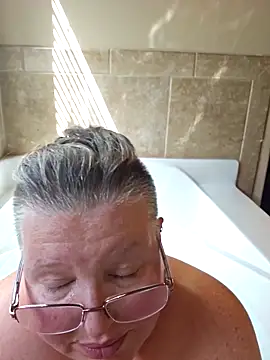 Živý XXX chat Budd_Bunney