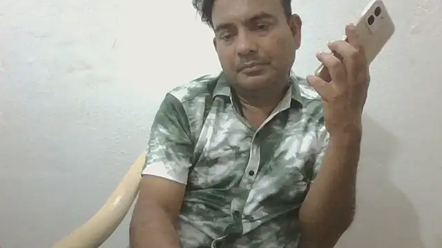 Chat +18 de KUMA_500 ao vivo