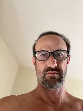 Show modela Pink-Tip-Bunny na web-kameri