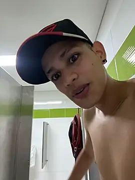 HarryGazen Live XXX chat