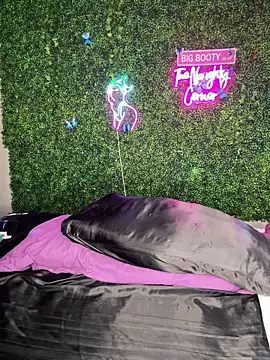 Sembang XXX Secara Langsung RenaThickAss