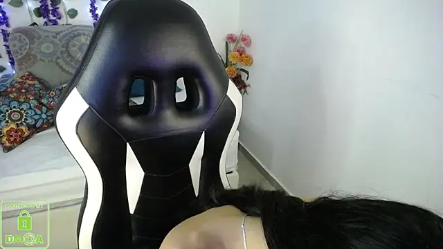 NathaliaSweet_11's Live XXX Chat