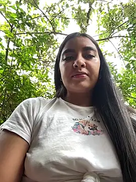 Show modela HaileyBiieber na web-kameri