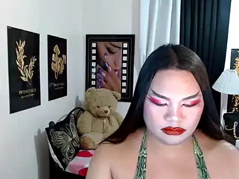 TSbrianaHugeCock Webcam Show