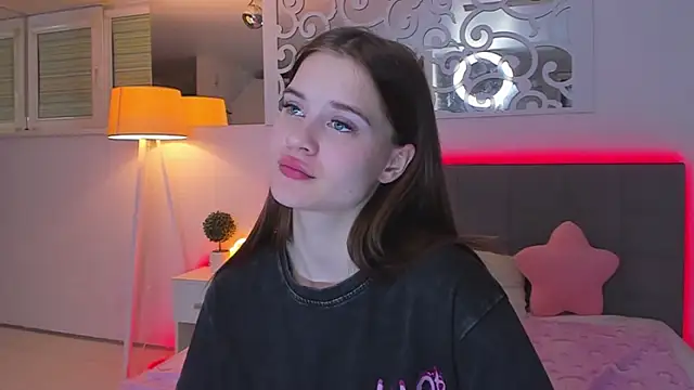 LuisaClover 라이브 XXX 채팅