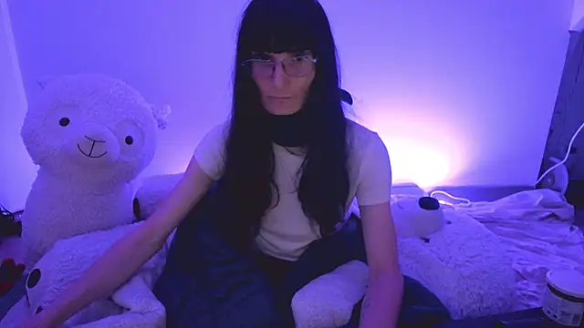 CeriseLapine Chat XXX in diretta