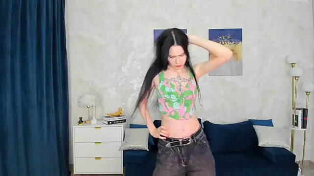 VioletHarme Chat XXX in diretta