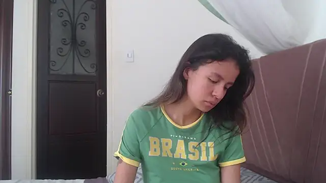 nathaly_jones_'s Live XXX Chat